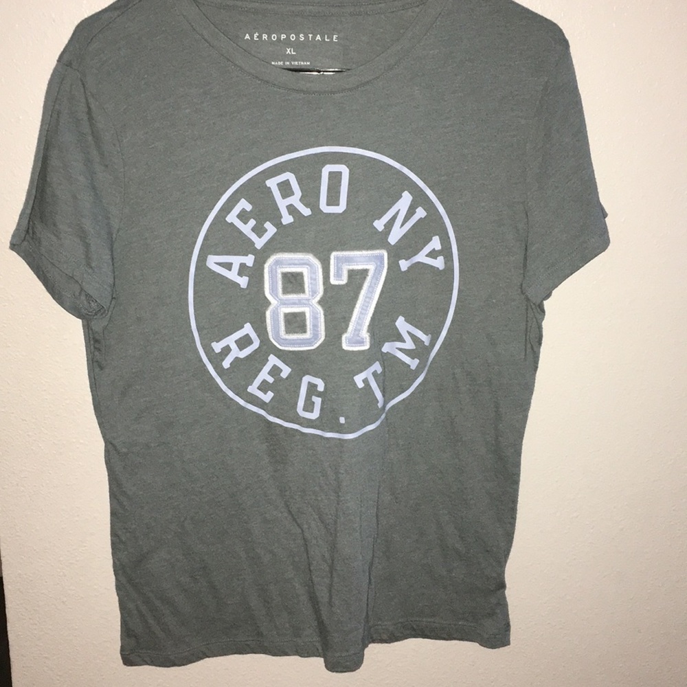 Green and blue Aéropostale t-shirt